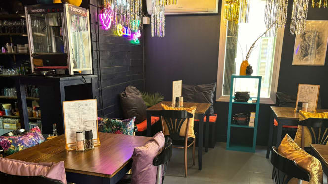 Curtis & Grace Italo American Bespoke Bistro Bar - 9