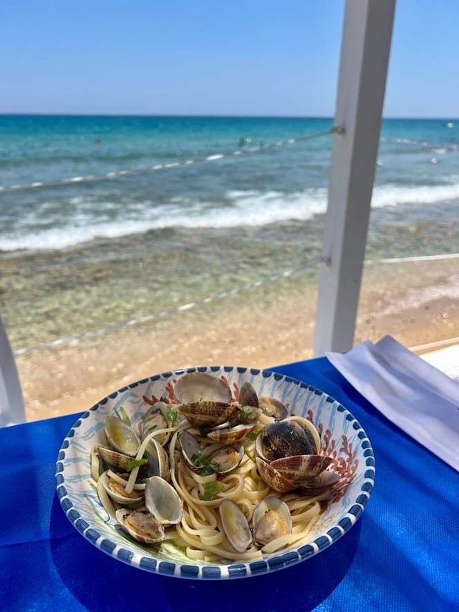 Flamingo beach club - 0