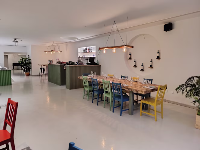 Bulas Restaurant - 1