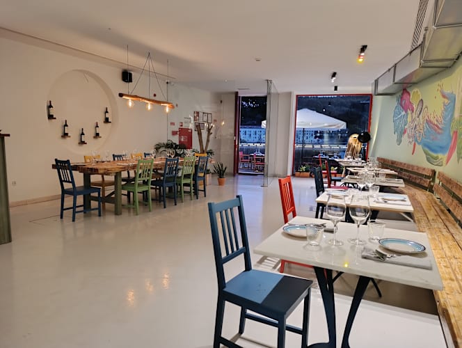 Bulas Restaurant - 6