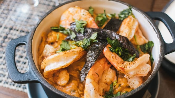 É um Restaurante - Lisbon - 2