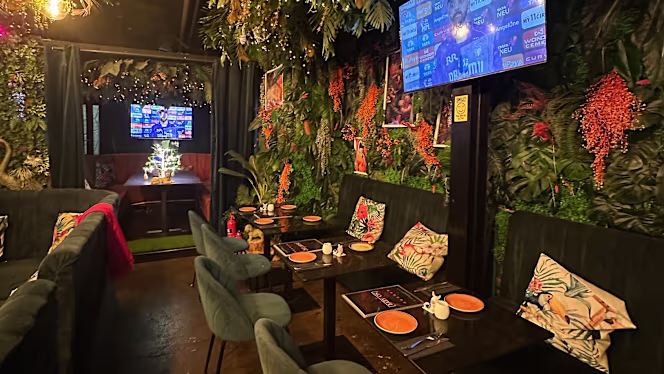 Babylon Bar and Restaurant - 3