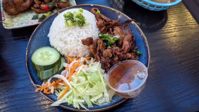 Pho & Co Greenwich - 4