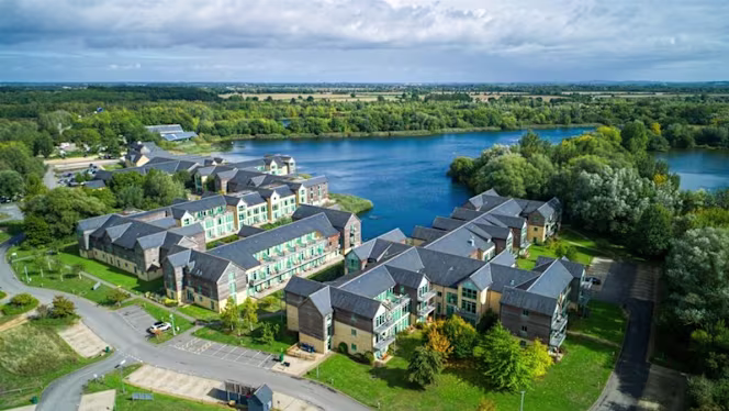 The Brasserie at Cotswold Water Park - 0