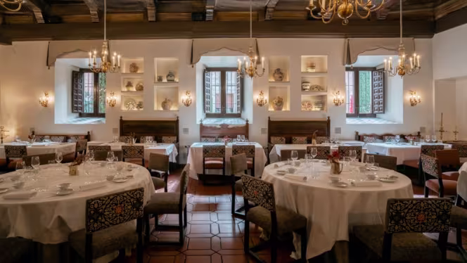 Restaurante Hostería del Estudiante Parador de Alcalá de Henares - 8