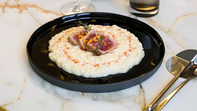 Aura Restaurant & Lounge Bar - 7