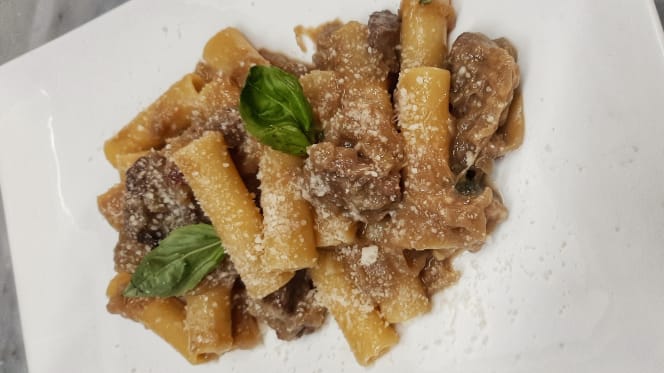 Vini e Boccacci Osteria - 6