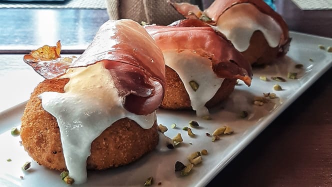 Vini e Boccacci Osteria - 4