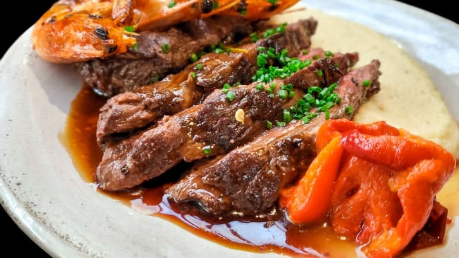 Sea Garden & Grill  Norbury - 7