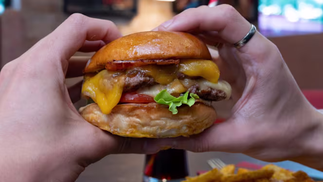 The Club Burger House - 0