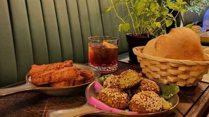 Mint Kitchen & Lounge - 8