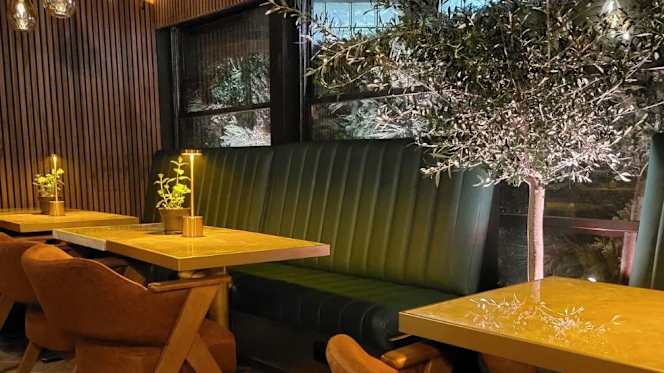 Mint Kitchen & Lounge - 7