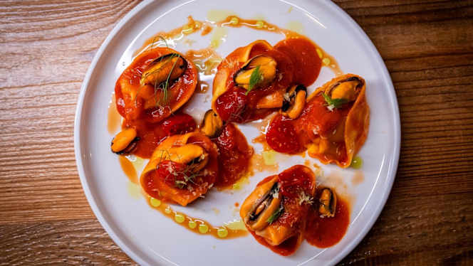 RustMood Concept Store Tapas & Restaurant - 2