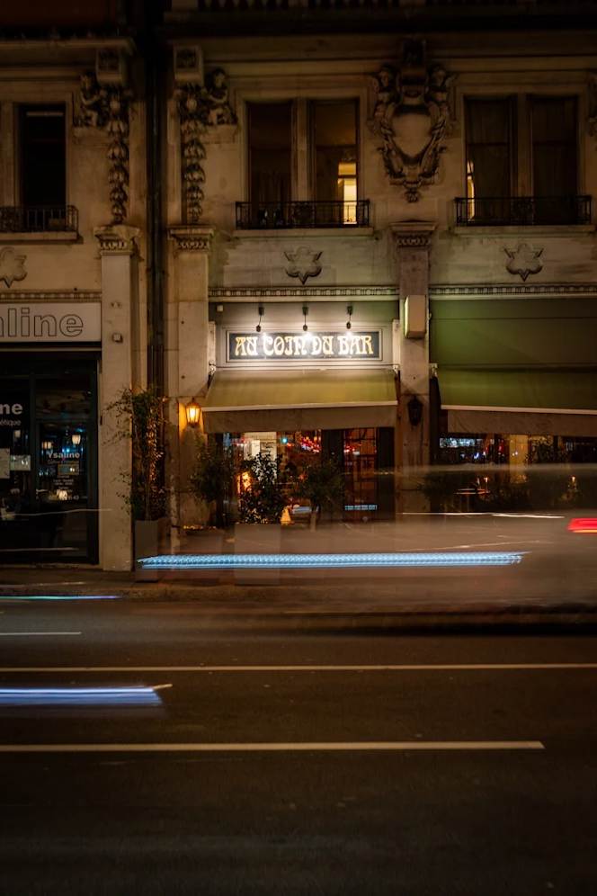 Au Coin du Bar - 7