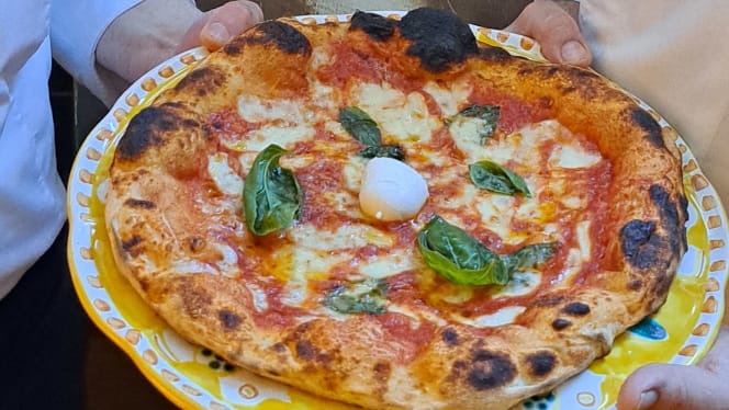 Vesuvio Roof Bar & Restaurant - 7