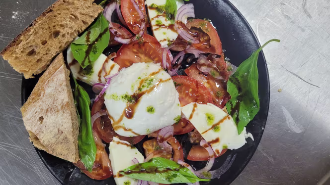 Rustiq Restaurant - 0