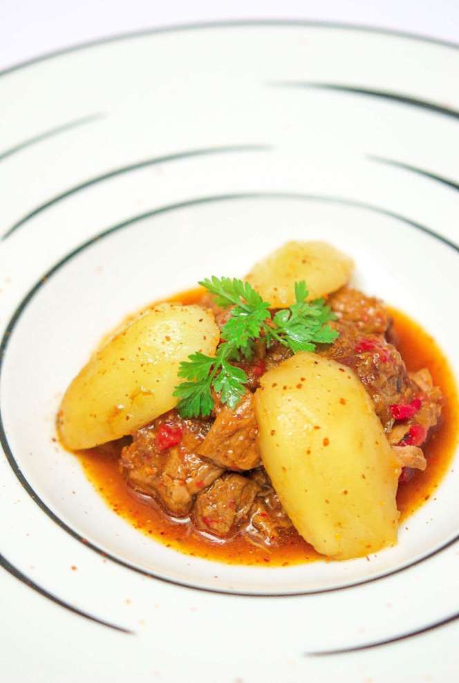 Au Bascou - Paris - 1