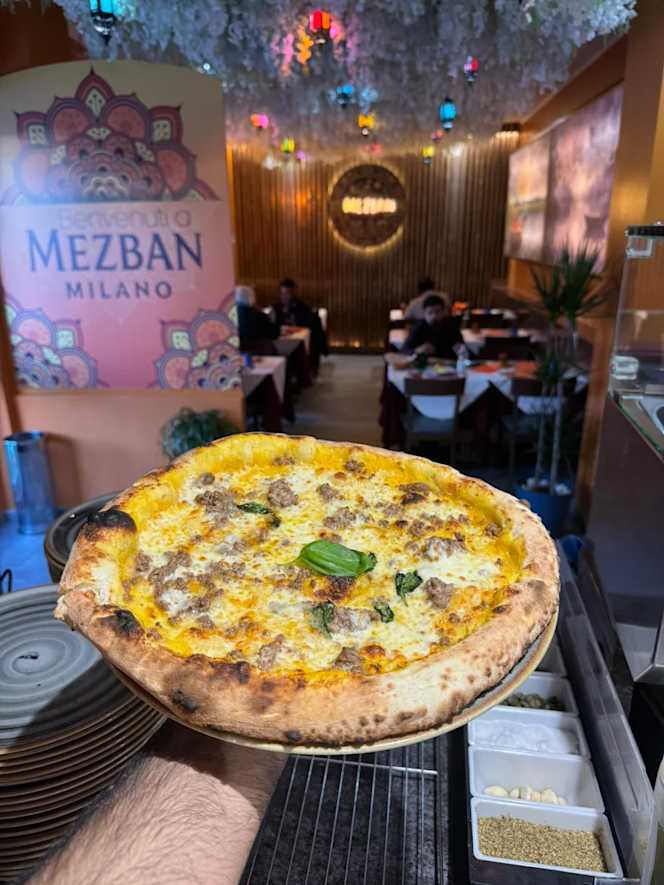 Mezban Ristorante Indiano & Pizzeria - 0