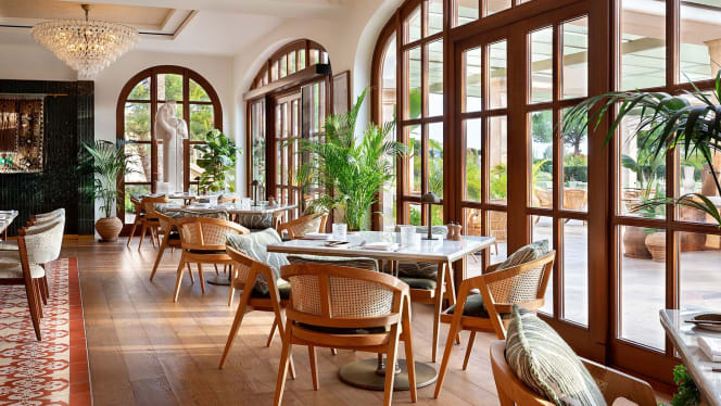 Terra - St. Regis Mardavall Mallorca Resort - 3