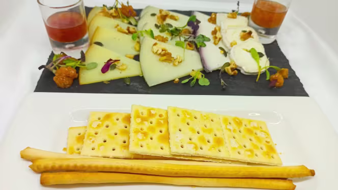 Terraza - Hotel Badalona Tower - 3