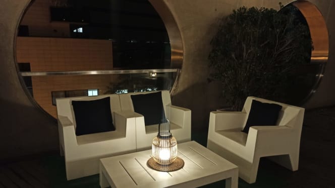 Terraza - Hotel Badalona Tower - 8