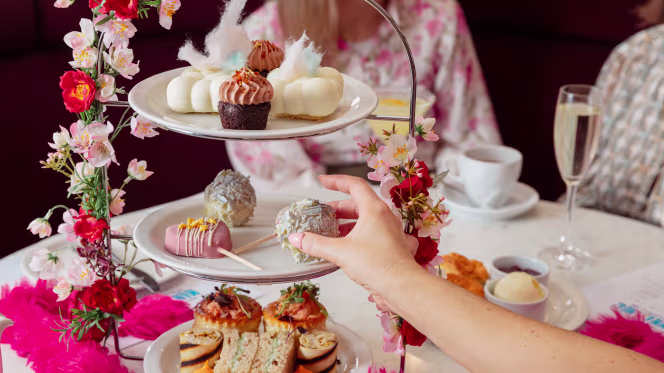 MAMMA MIA! Afternoon Tea at Strand Palace - 4