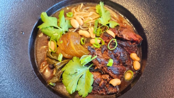 Très Alpain - Geneve - 0