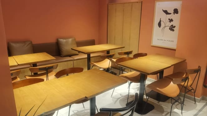 Omnia Restaurante y Pasteleria - 0