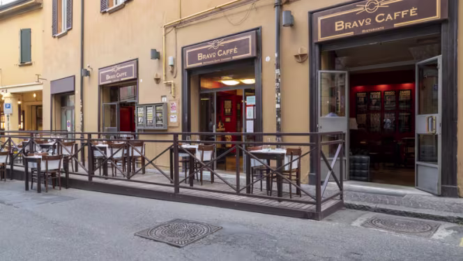 Bravo Caffè Ristorante & Live Club - 9
