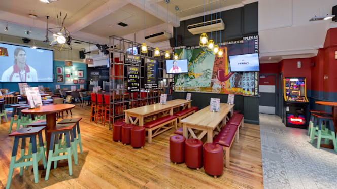 Warehouse Huddersfield - 0