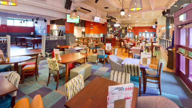 Warehouse Huddersfield - 3