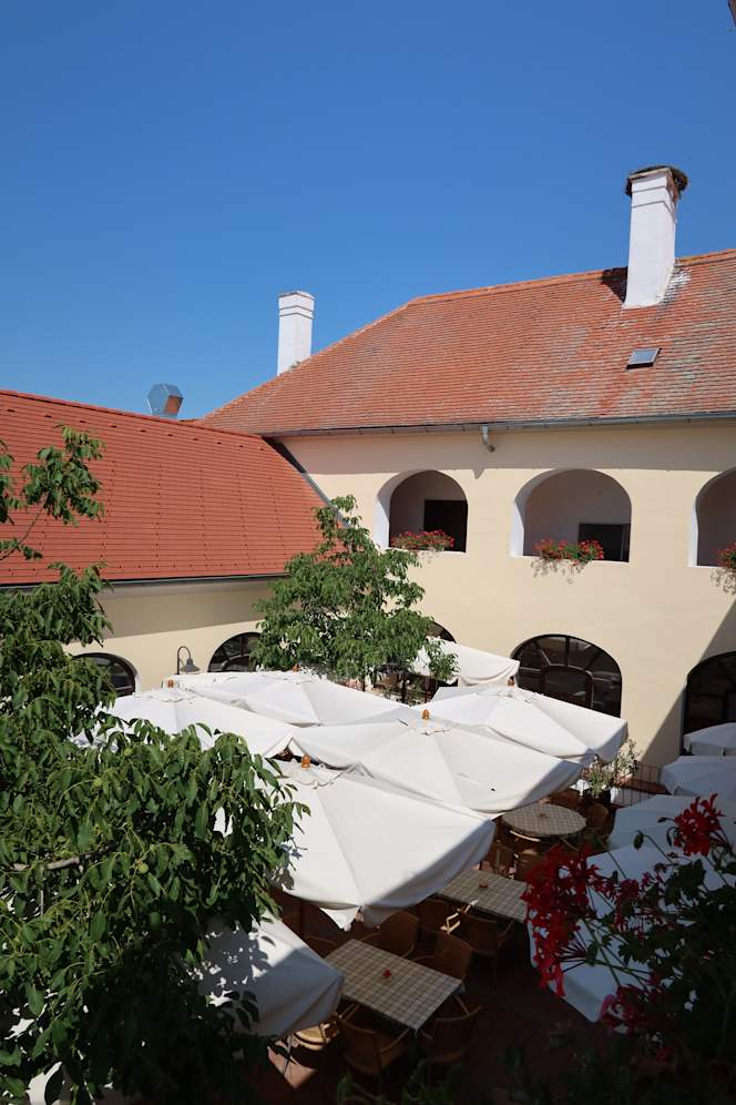 Altes Brauhaus - 1