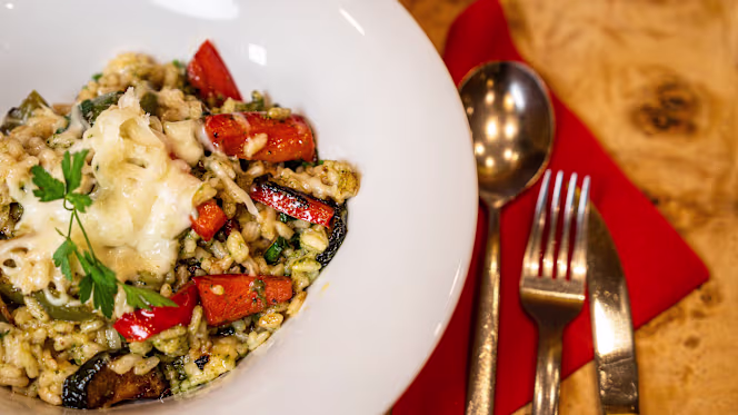 Kiyano Restaurant - 1