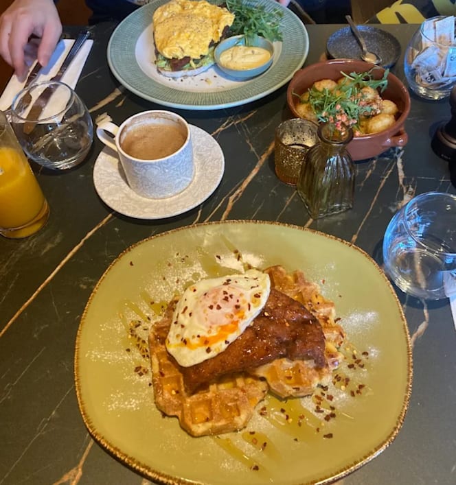 Elysium Bistro (St Albans) - 2