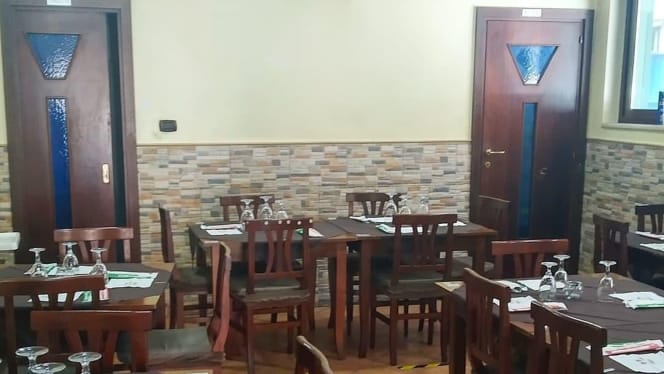 È Qui la Pizza dei Fratelli De Sivo - Napoli - 8