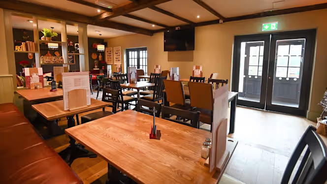 Farmhouse New Waltham - 5