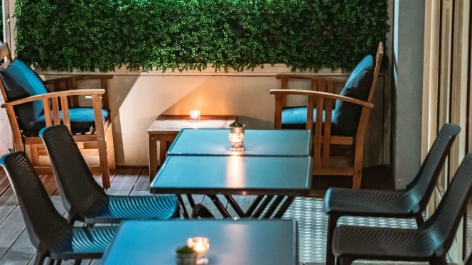 La Suite Wine Bar - 7