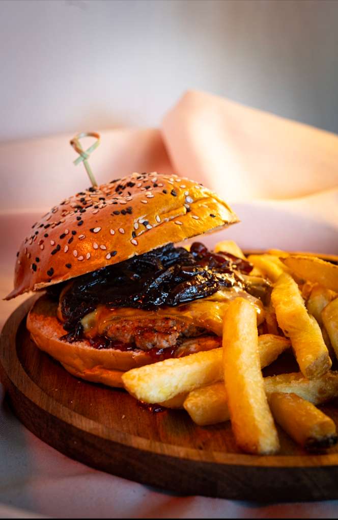 Meat Club Sports Bar - 3