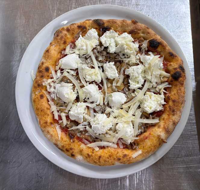 Sazio Pizzeria Polleria Panineria Burgeria - 4