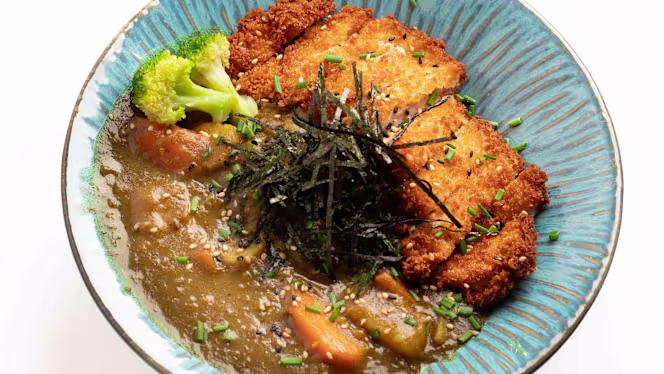 Tokyo2077 Gyoza y Ramen bar - 9