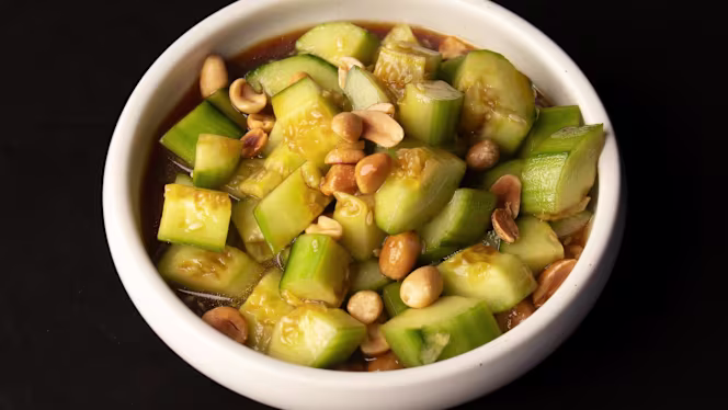 Tokyo2077 Gyoza y Ramen bar - 4