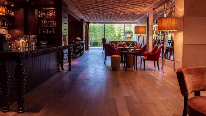 Bar et Lounge Les Nations - 0