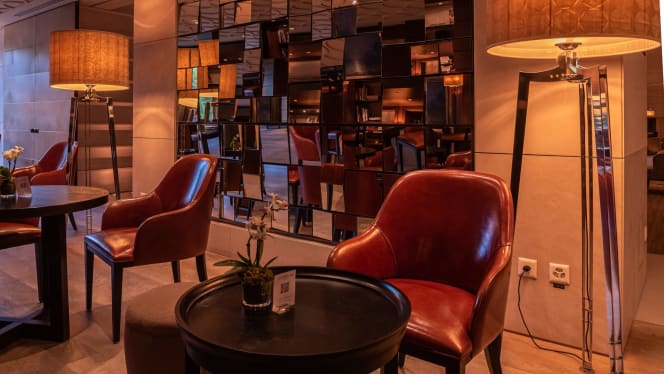 Bar et Lounge Les Nations - 4