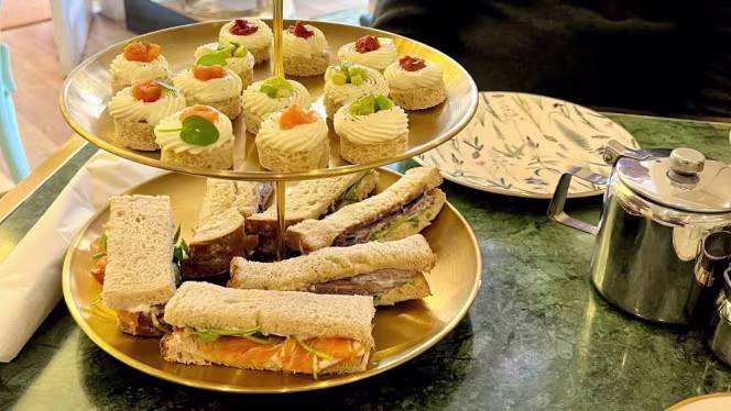 Saint Clair Valentine - 0