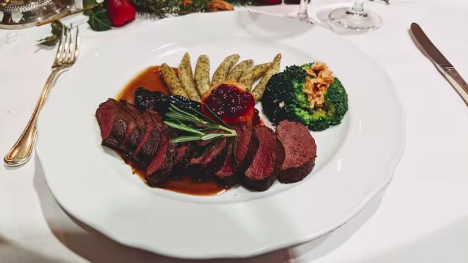 Hirsch Bebenhausen - 4