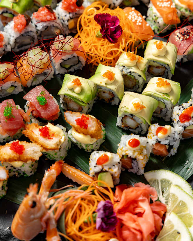 Numa Pizza Sushi Grill - 1