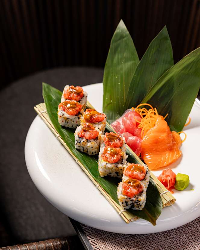 Numa Pizza Sushi Grill - 3