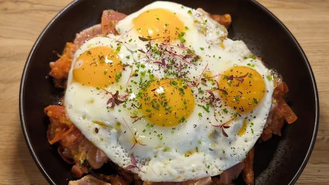 SaKana sushi Bar - 7