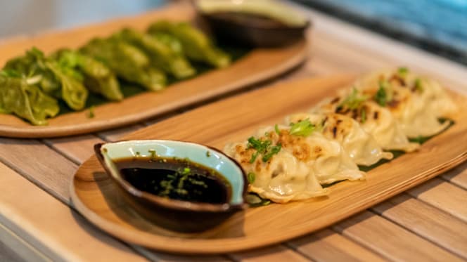 SaKana sushi Bar - 8