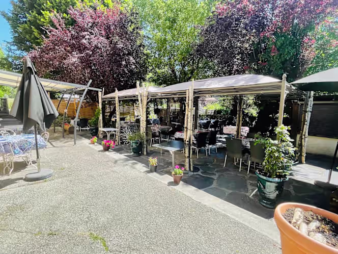 La Petite Auberge - 4